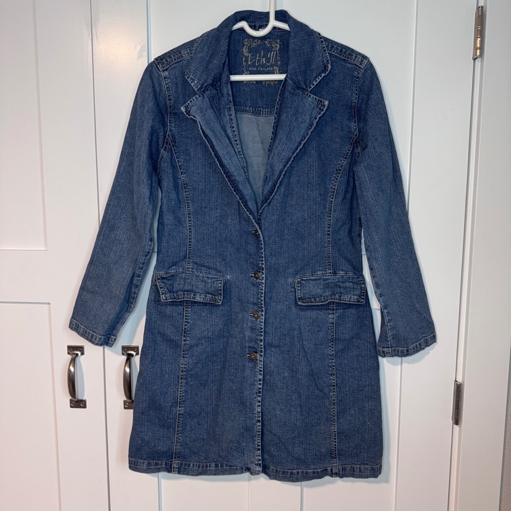 Ethyl Women's Blue Button-Down Denim Coat‎ Size Medium Cotton Blend Flap Pockets